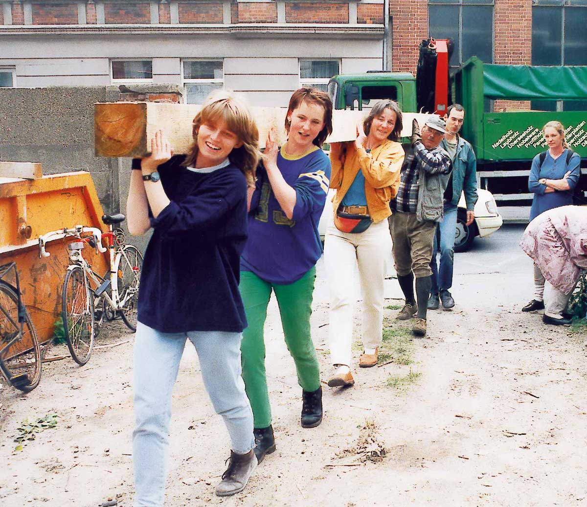 Gemeinschaftliches Wohnen in Hannover - alle fassen mit an, die WOGE macht's möglich